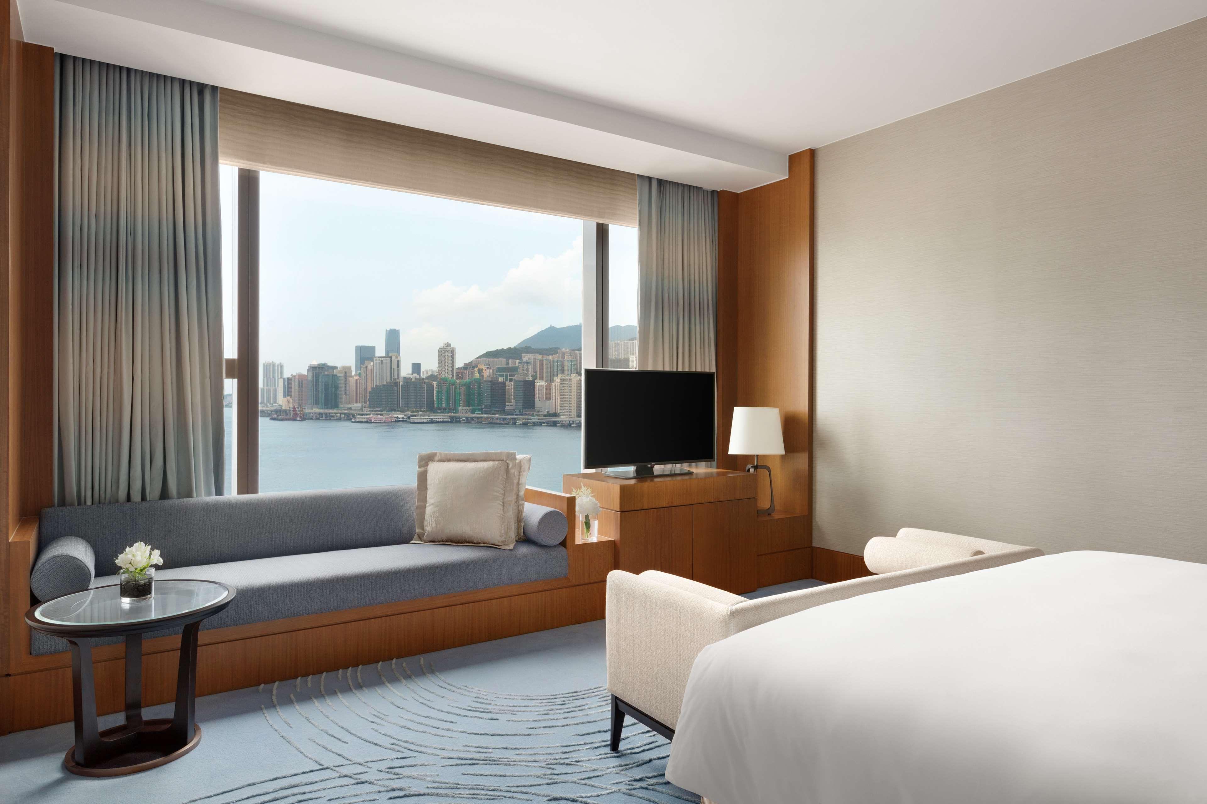 Kerry Hotel Hong Kong By Shangri-La Exterior foto Deluxe Harbour View Room