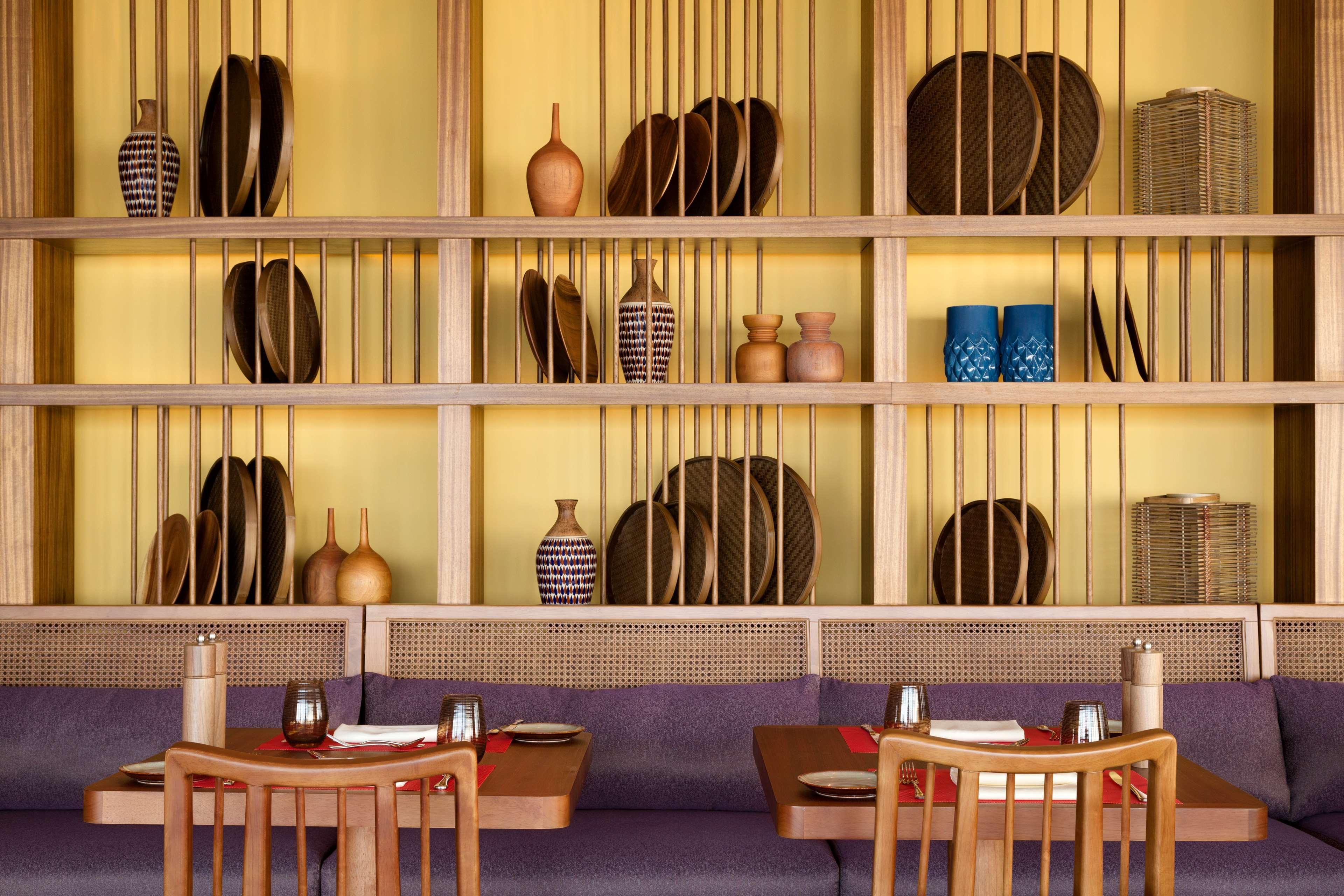 Kerry Hotel Hong Kong By Shangri-La Exterior foto Interior of a restaurant